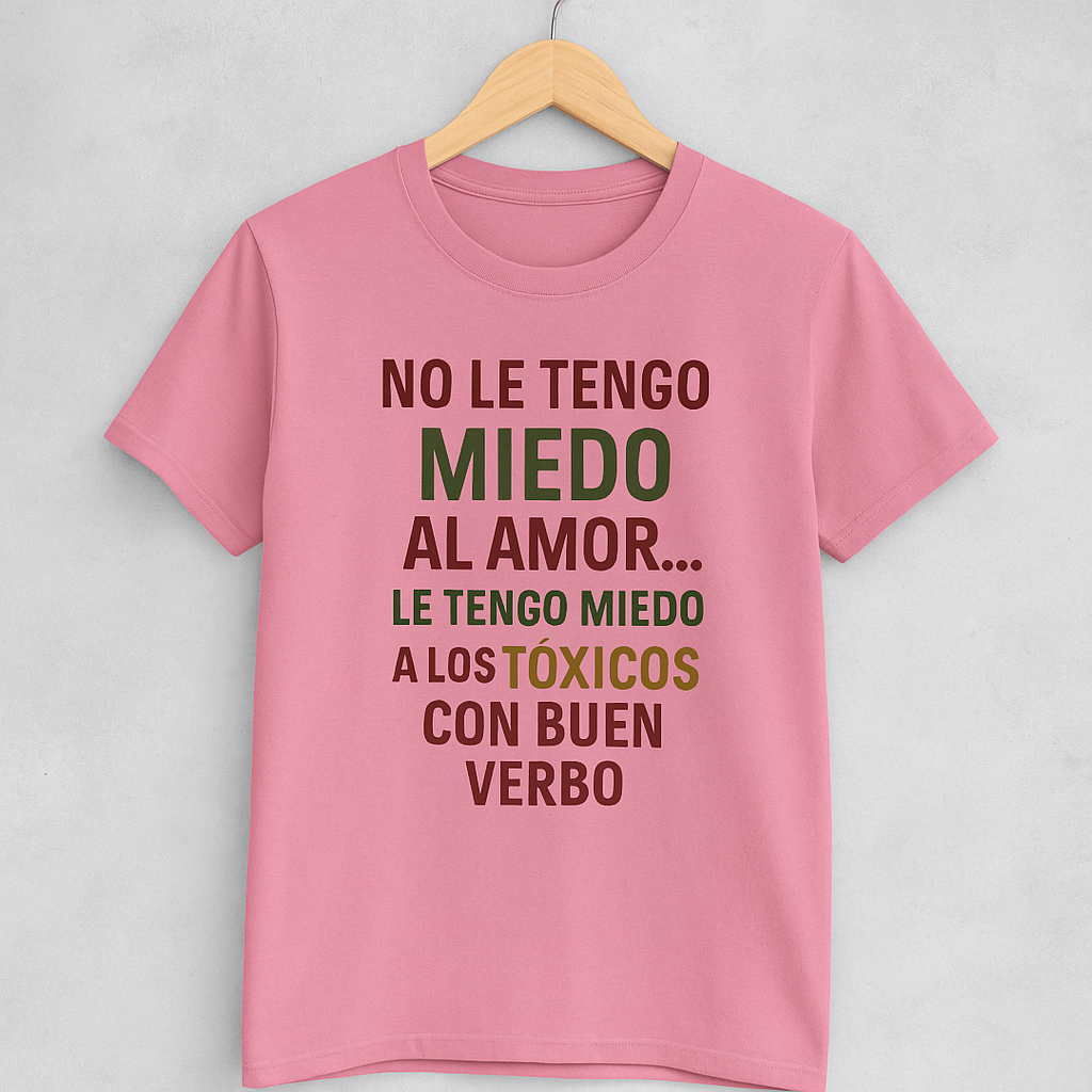 Women Cotton Crew Tee - "No le tengo miedo al amor" Statement Shirt, Gift for Friends, Casual Wear, Funny T-Shirt, Love and Relationships